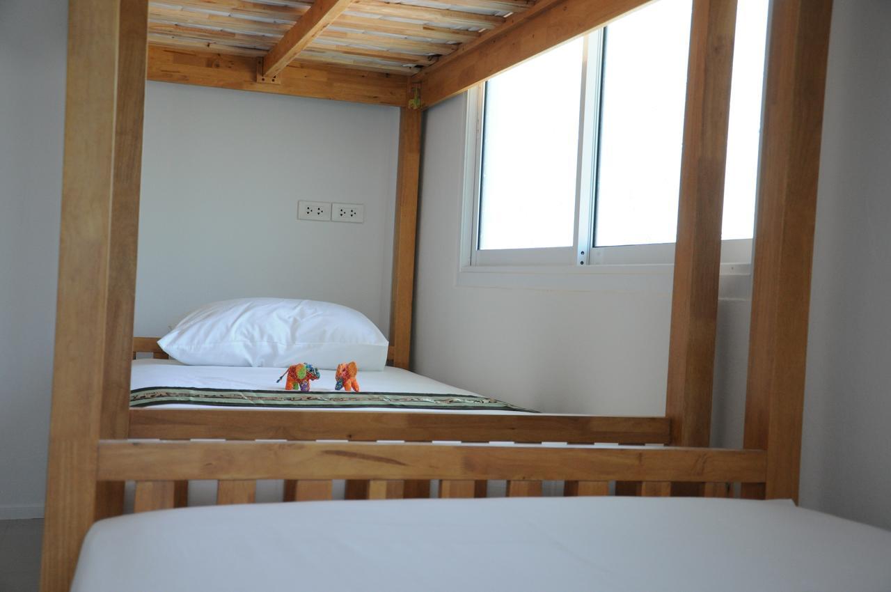 D.Samui Hostel 차웽 외부 사진